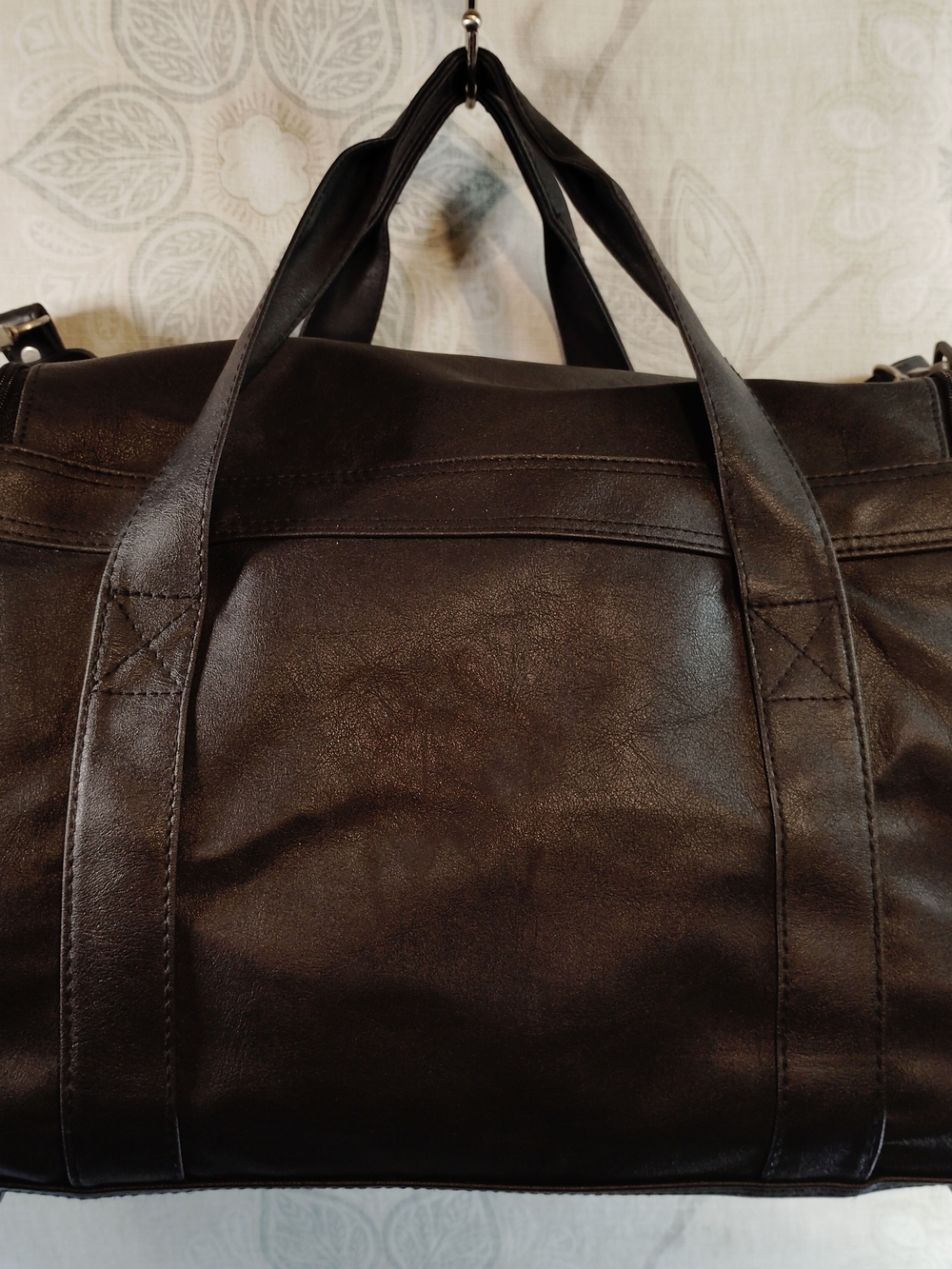 Leeds Black Leather Duffel Bag - Premium Travel & Gym Carry W/Shoulder Strap - Picture 5 of 9